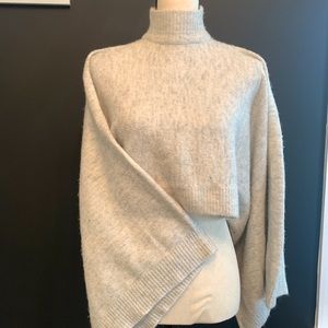 Heather gray batwing sweater